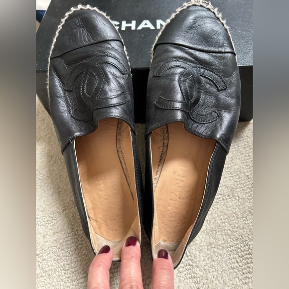 CHANEL black calfskin leather espadrilles - Picture 1 of 5